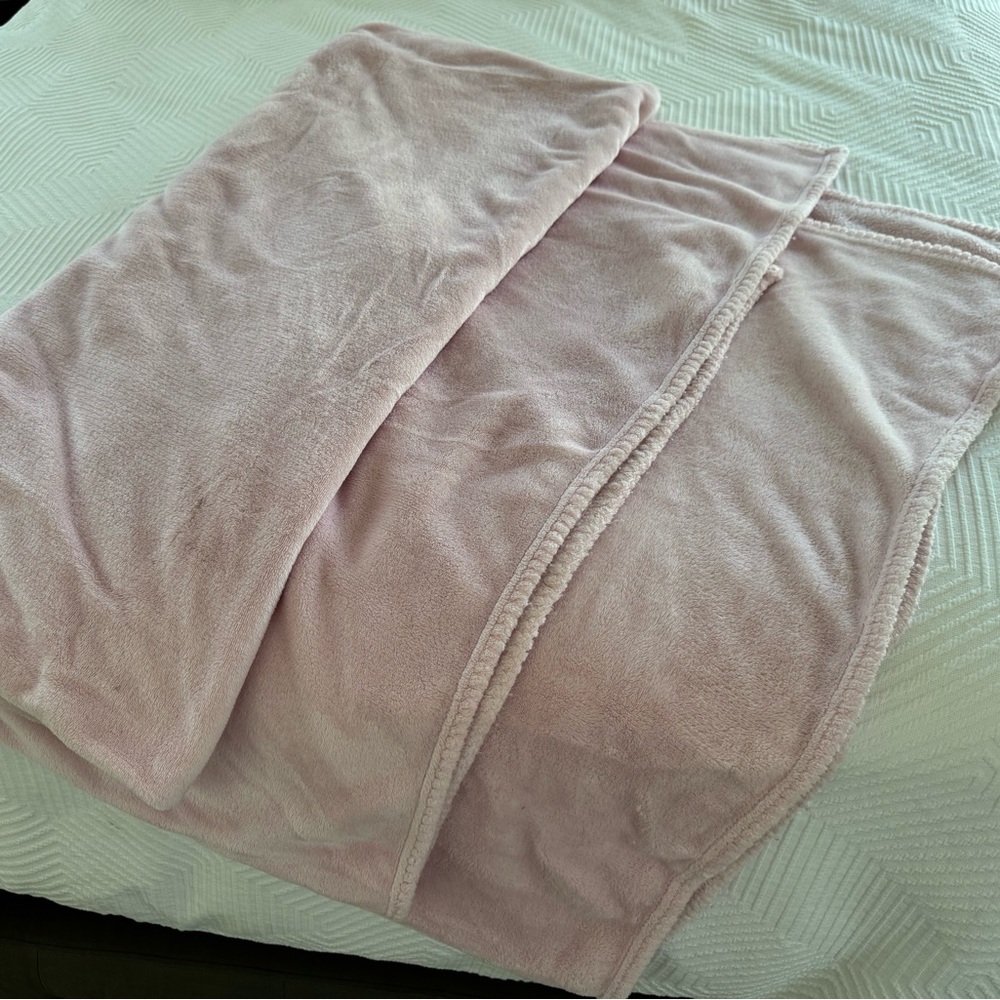 Large fleece bed blanket pottery barn kids
